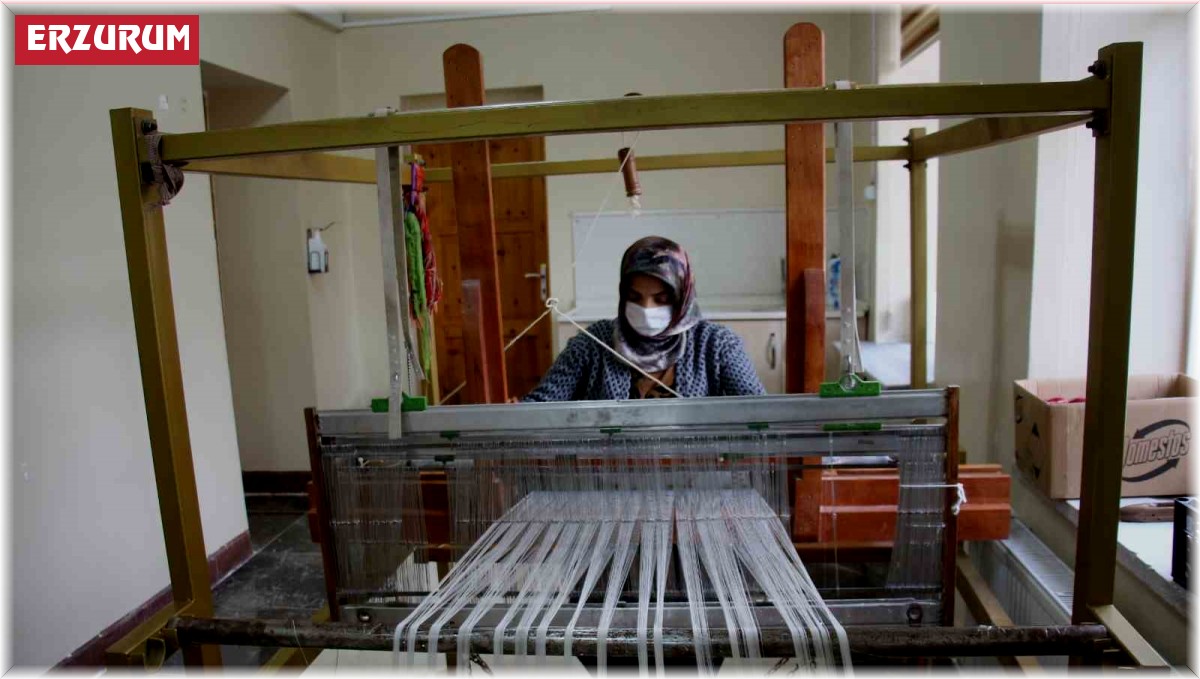 Kadınların dilinden dökülen motifler