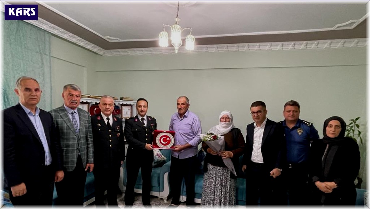 Kağızman'da protokol bayramlaştı