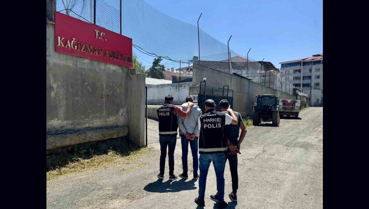Kağızman'da uyuşturucu taciri 2 kişi tutuklandı