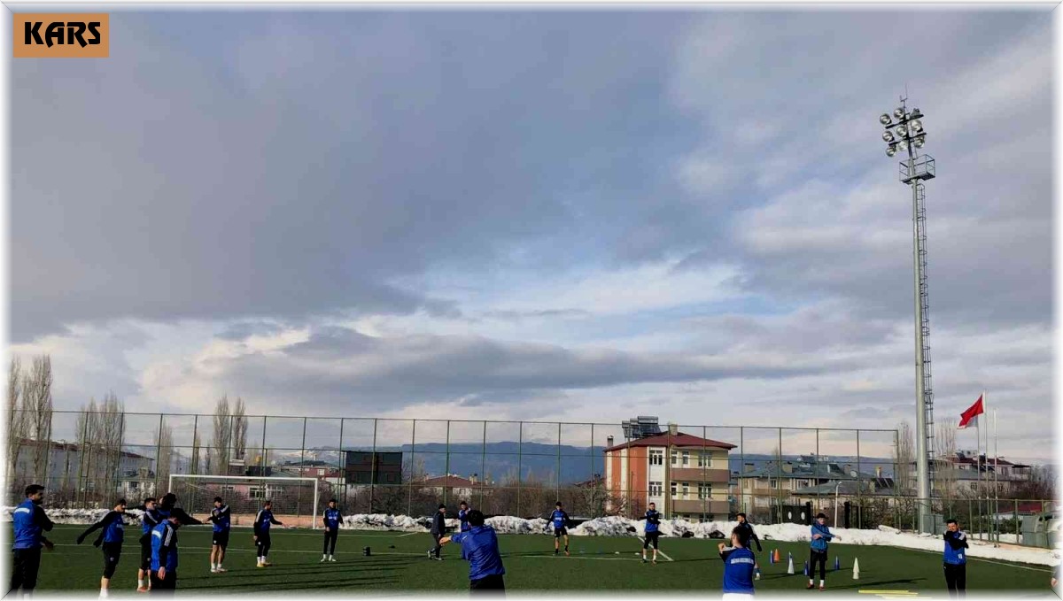 Kağızman Gençlerbirliği, Ardahan hazırlıklarını sürdürüyor