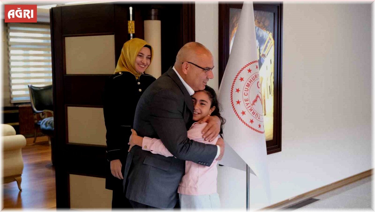 Kalp hastası Zeynep Ela'nın "Vali Olma" hayali gerçek oldu