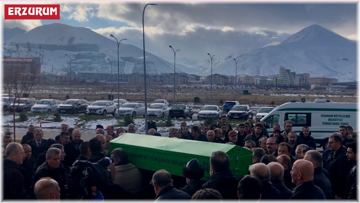 Kalp krizi sonucu hayatını kaybeden akademisyen için tören düzenlendi