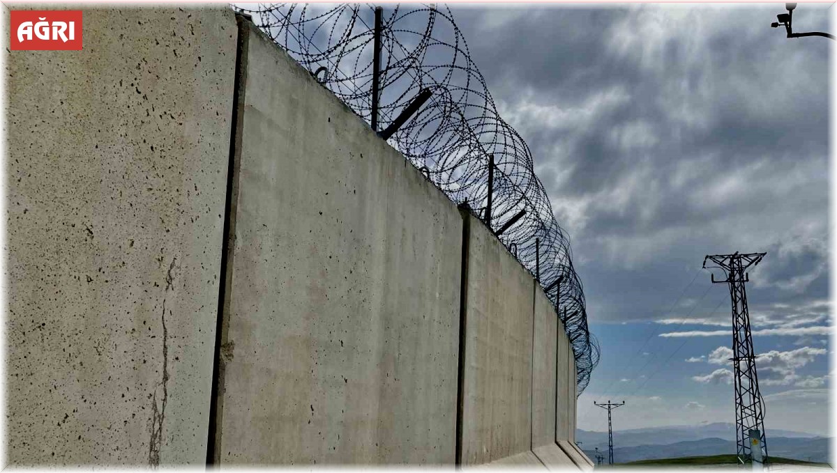Kamera ve sismik sensörlerle denetlenen İran sınırında kuş uçurtulmuyor