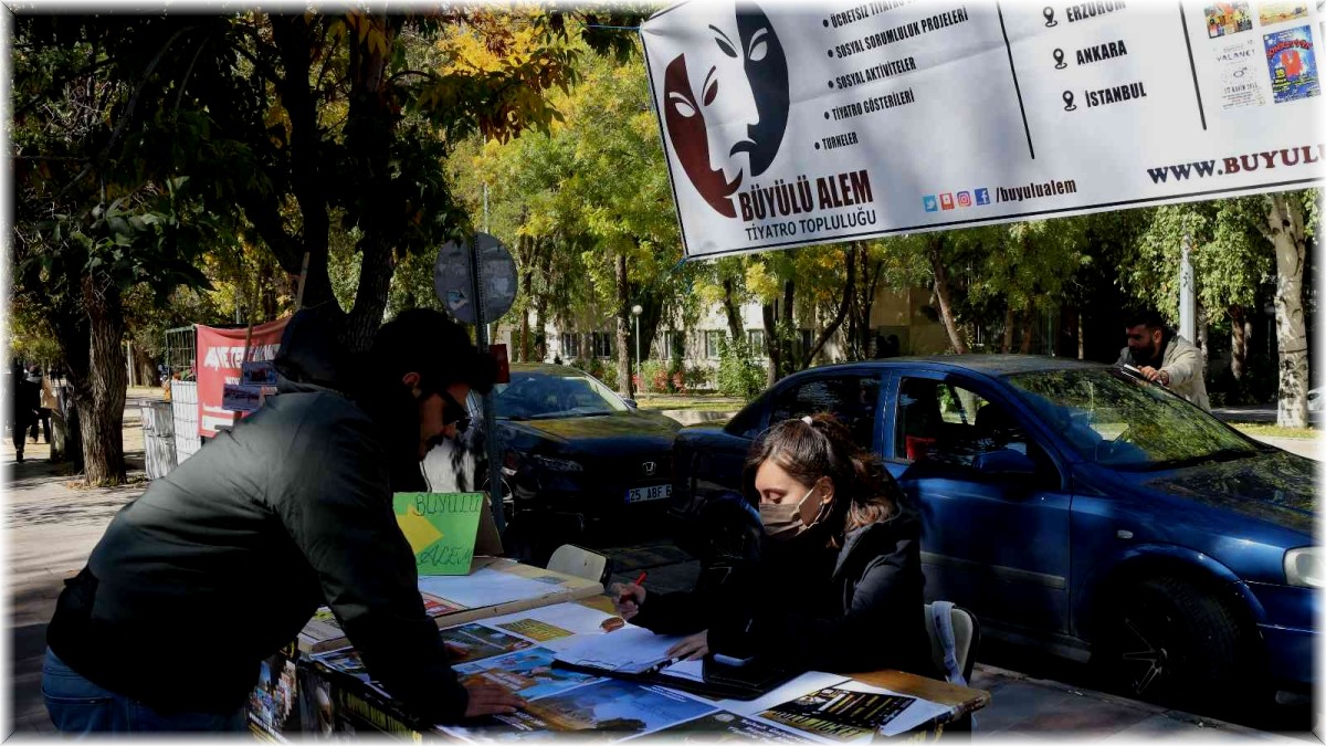 Kampüste yer alan öğrenci odaklı stantlara ilgi yoğun oldu