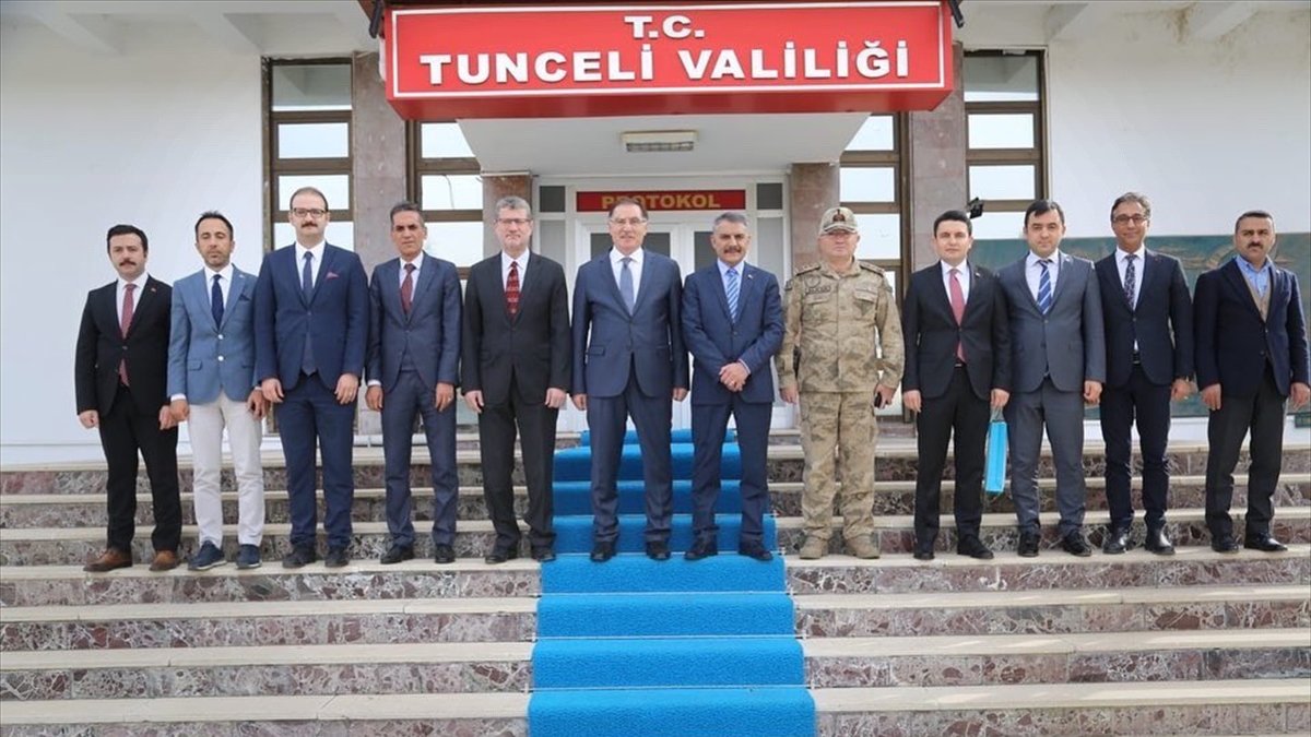 Kamu Başdenetçisi Şeref Malkoç, Tunceli'de ziyaretlerde bulundu