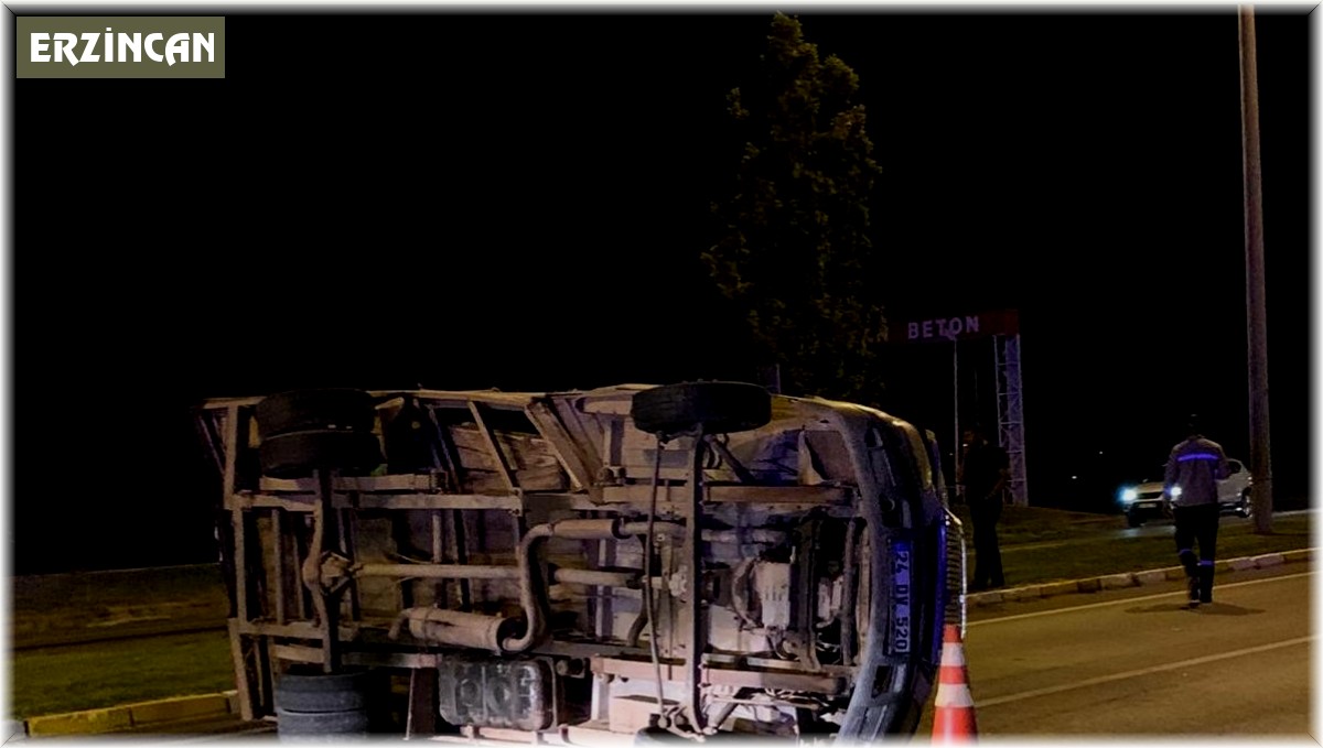 Kamyonet devrildi: 1 yaralı