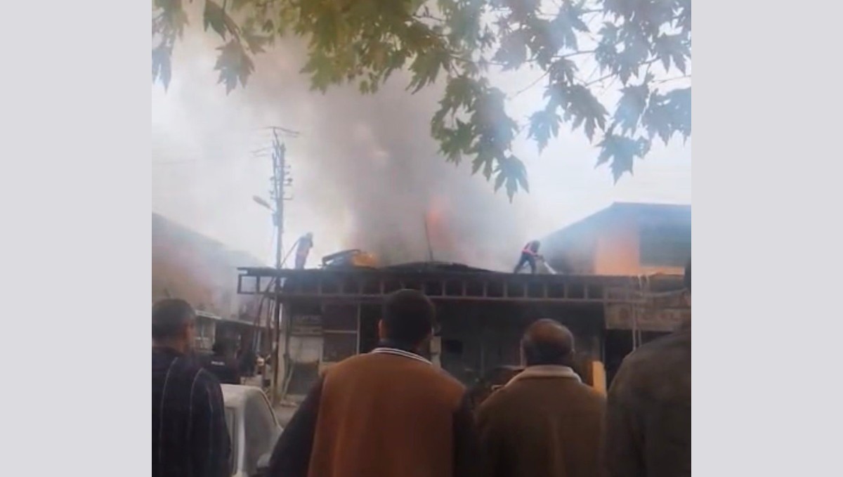 Kaporta atölyesinde yangın