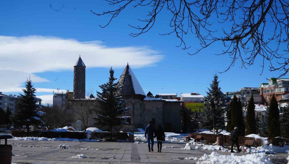 Kar Doğu'yu terk etmiyor