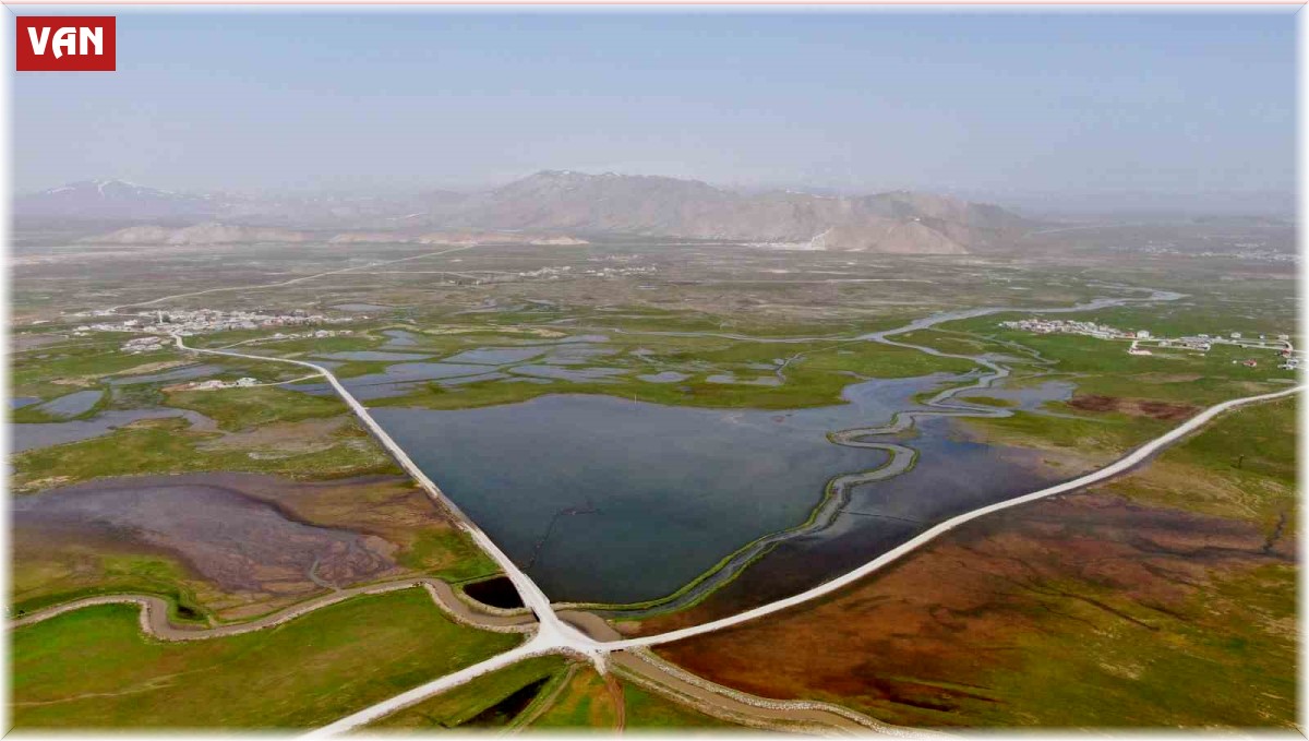 Kar suları eridi ovanın büyük bölümü sular altına kaldı
