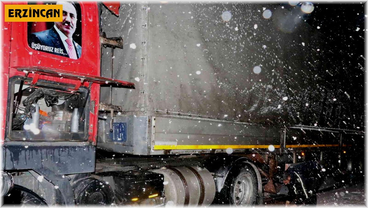 Kar ve tipi ulaşımda aksamalara neden oldu