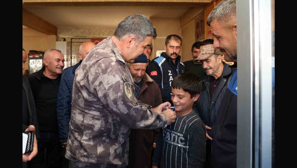 Karaburun; "Her okul bir polise zimmetli"