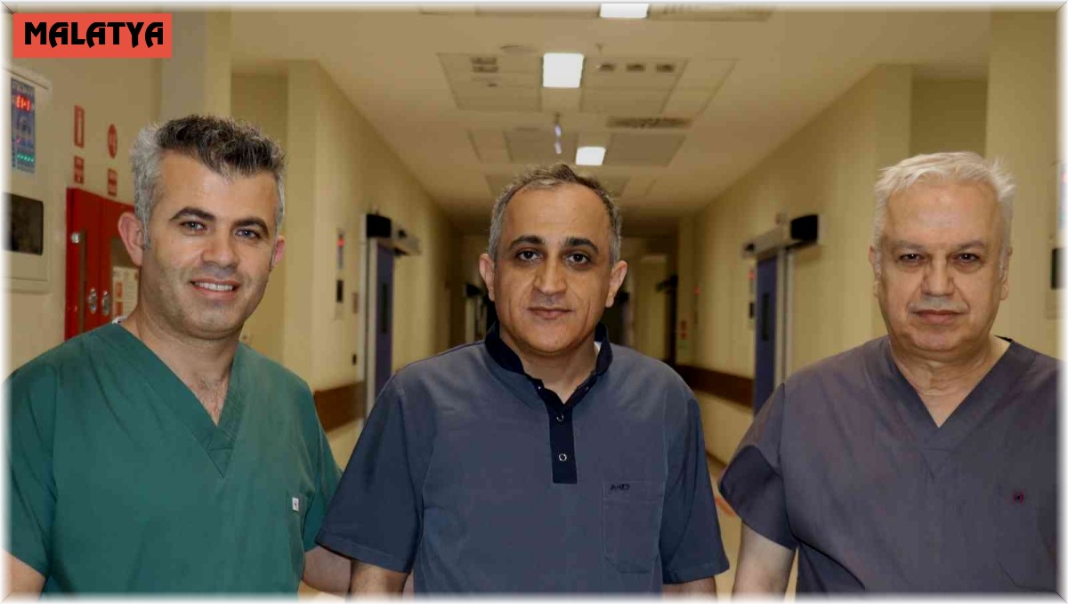 Karaciğer Nakli Enstitüsü dünyaya şifa dağıtıyor