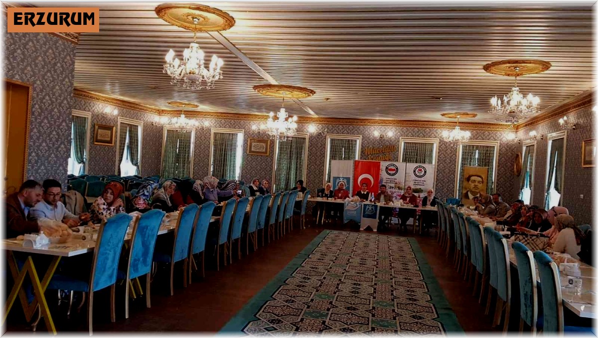 Karataş, usta öğreticiler ile bir araya geldi