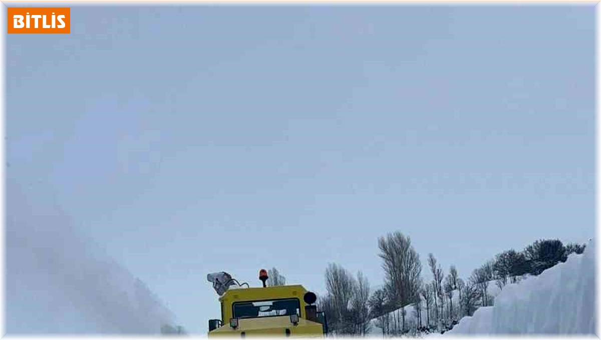 Kardan dolayı kapanan köy yolları tek tek açılıyor