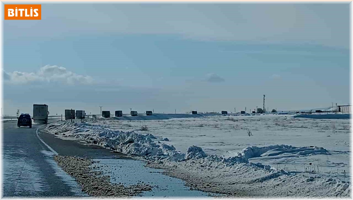 Kardeş Azerbaycan yardım konvoyu deprem bölgesine gidiyor