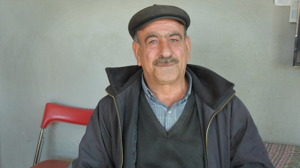 Kardeşi enkaz altında kalan depremzede yaşadıklarını unutamıyor