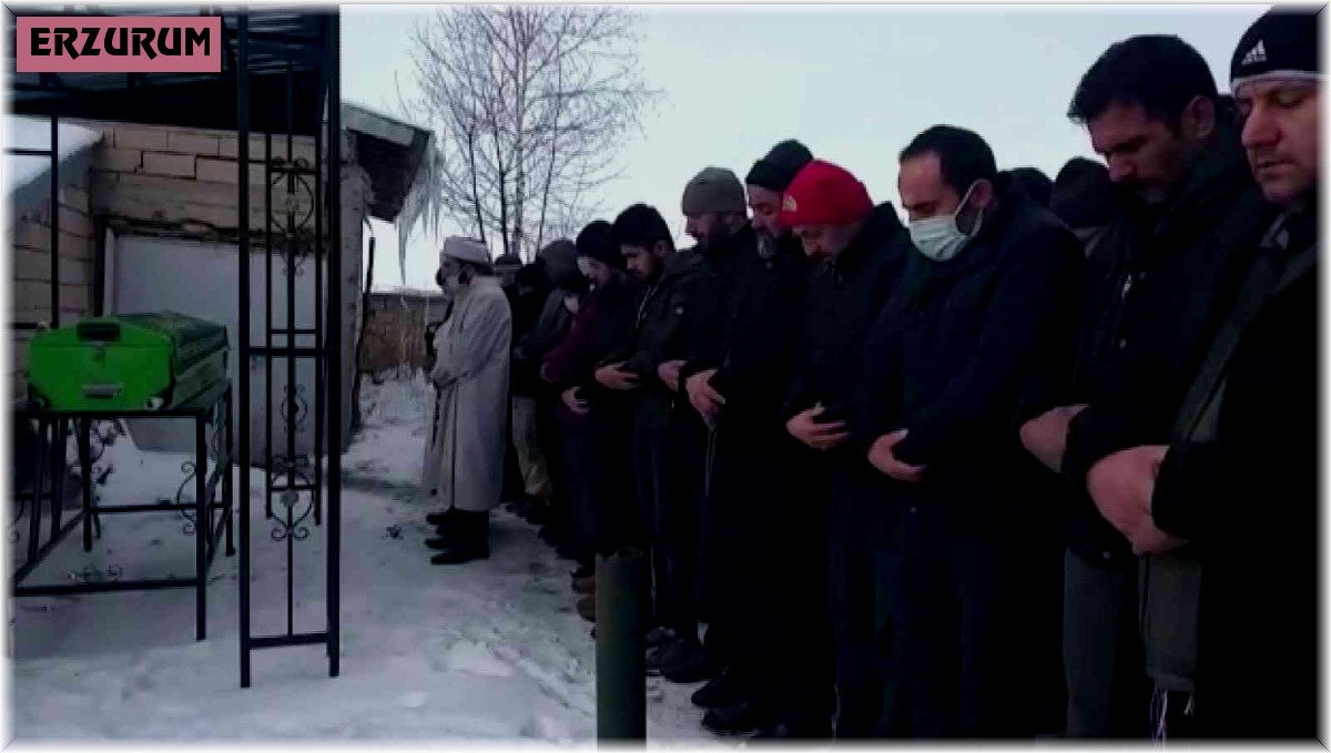 Karısı tarafından bıçaklanarak öldürülen adam son yolculuğuna uğurlandı