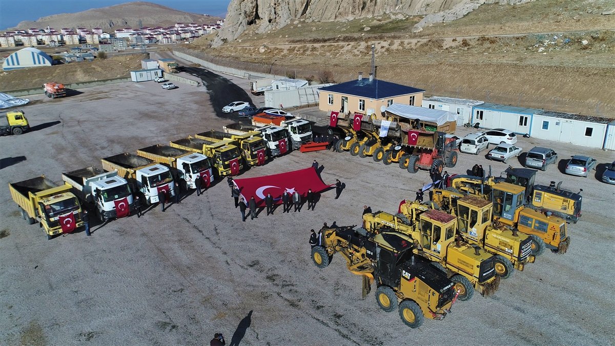 Karla mücadele ekibi kışa hazır