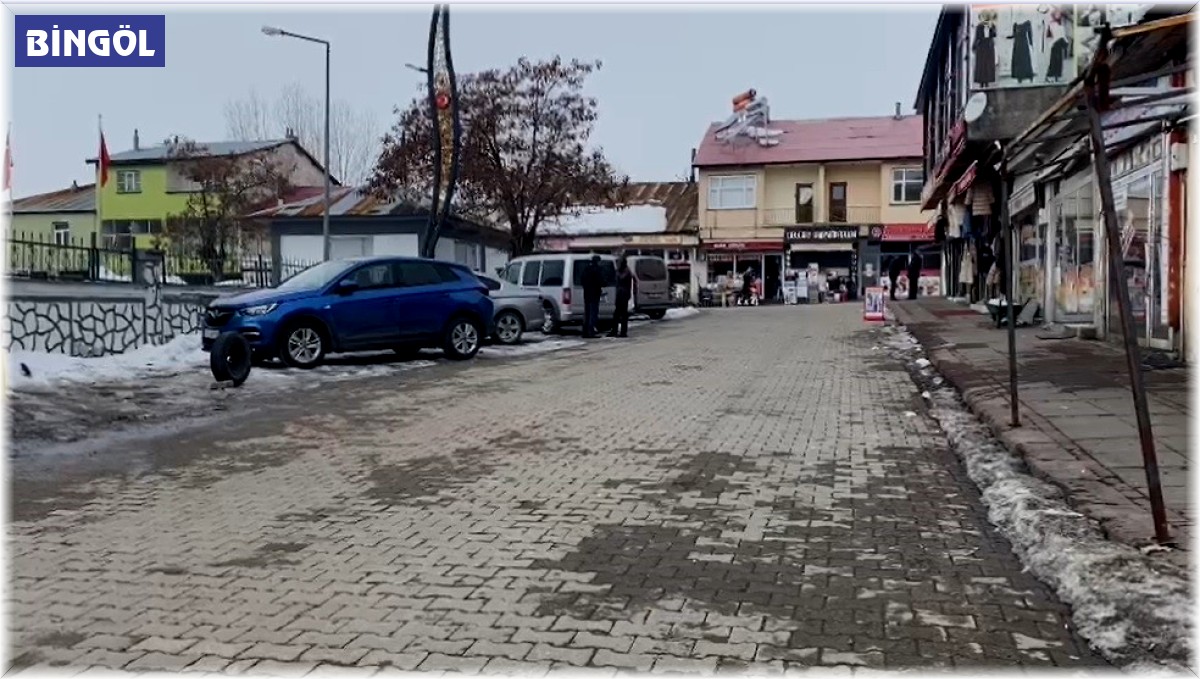 Karlıova'da eski kış aylarından eser yok