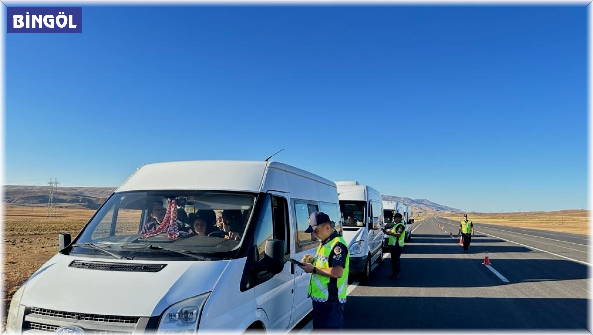 Karlıova'da okul servisleri denetlendi