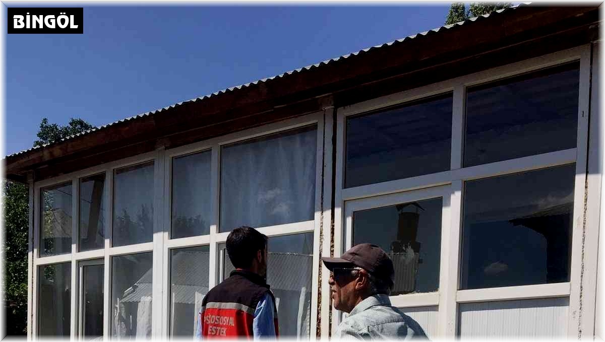 Karlıova Sosyal Hizmet Merkezi saha çalışmalarını sürdürüyor