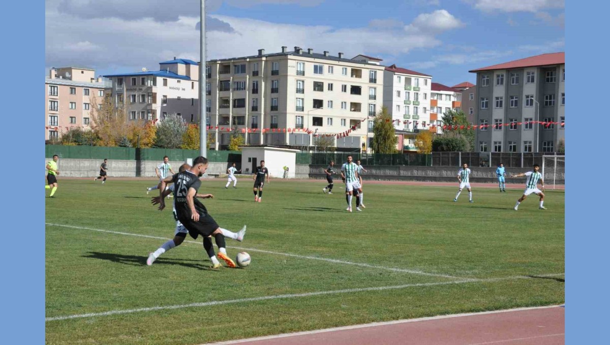 Kars 36 Spor: 4 Şırnak Petrol Spor: 1