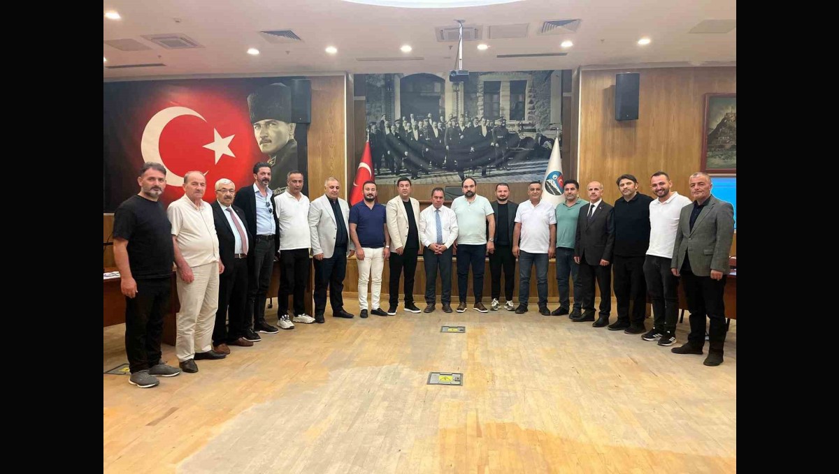 Kars 36 Spor'a destek çığ gibi büyüyor