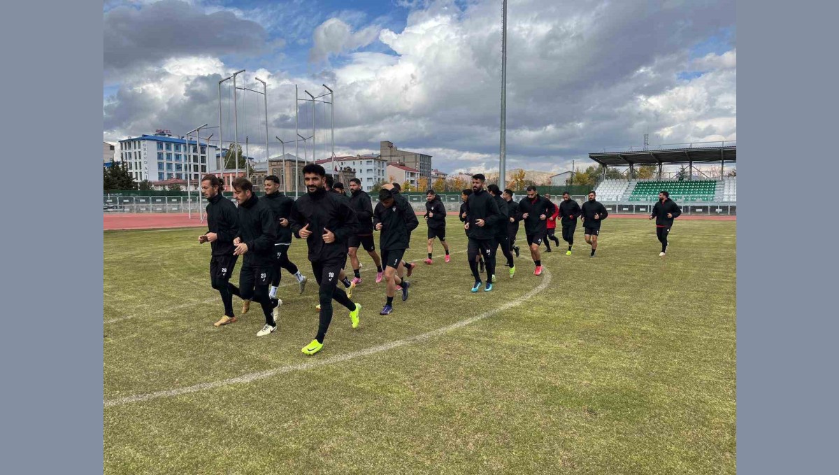 Kars 36 Spor'da hedef 3 puan