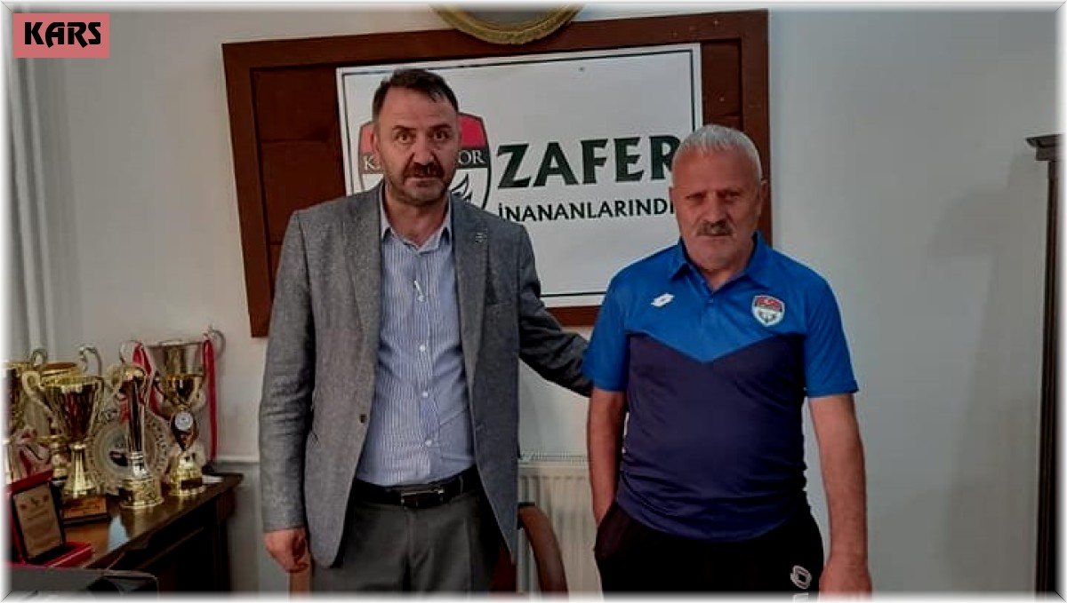 Kars 36 Spor Erol Batur ile yollarını ayırdı