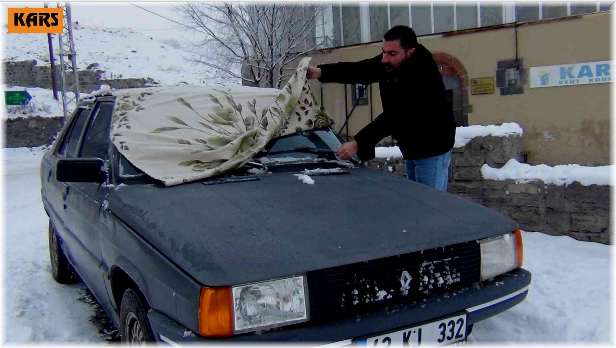 Kars eksi 18'i gördü, ağaçlar kırağı tuttu
