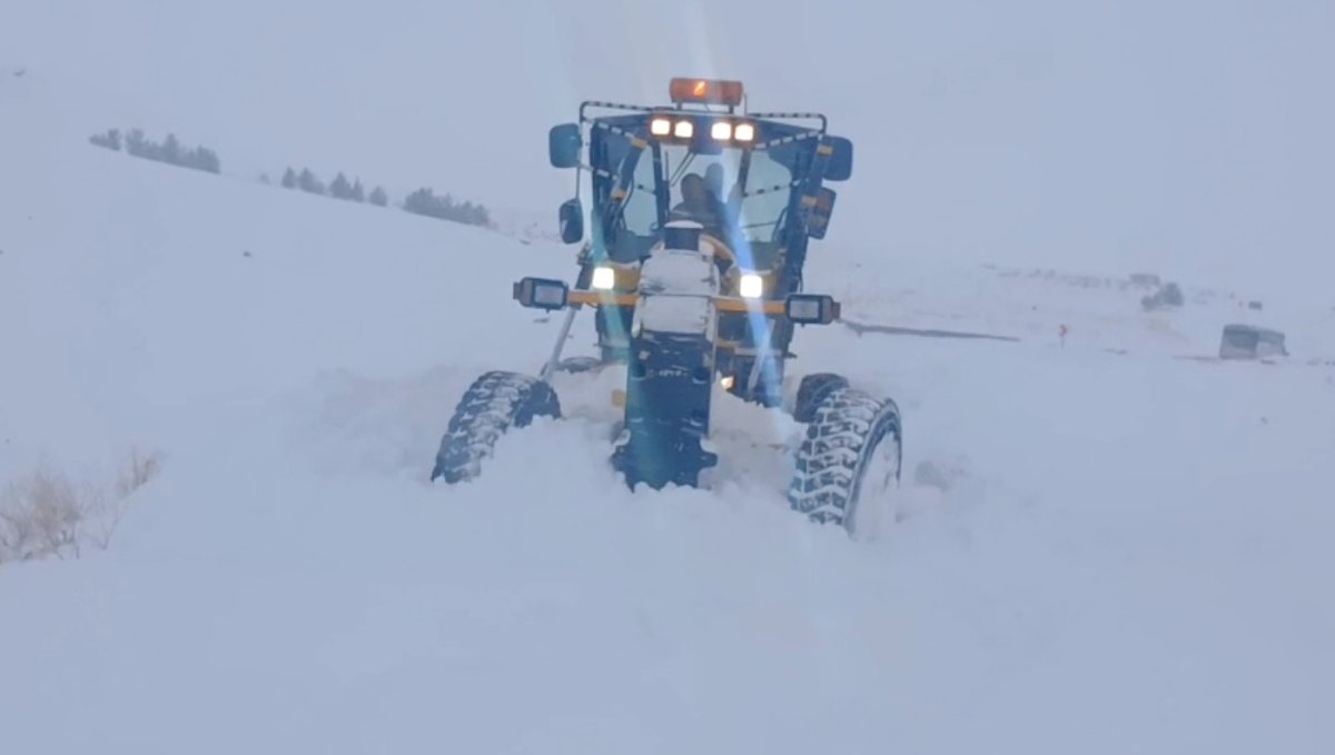 Kars'ta 119 köy yolu ulaşıma kapalı