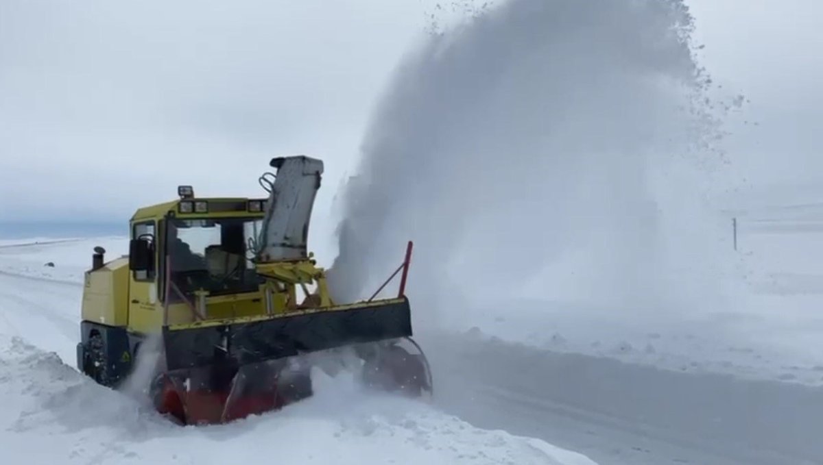 Kars'ta 25 köy yolu ulaşıma kapandı, ekipler seferber oldu
