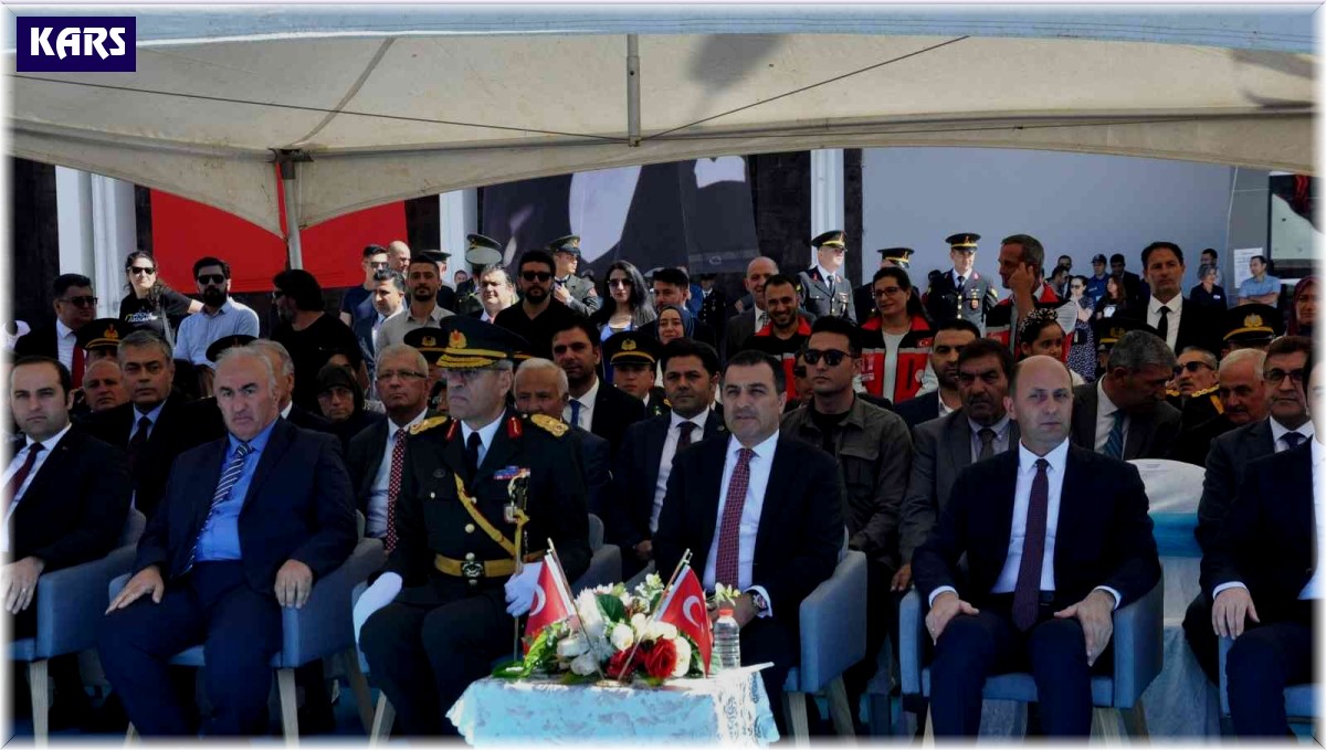 Kars'ta 30 Ağustos Zafer Bayramı törenle kutlandı