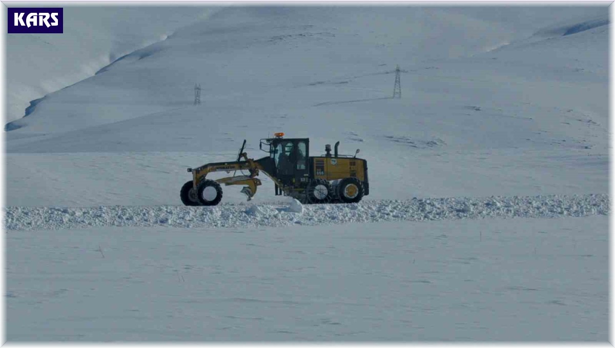 Kars'ta 33 köy yolu ulaşıma kapandı