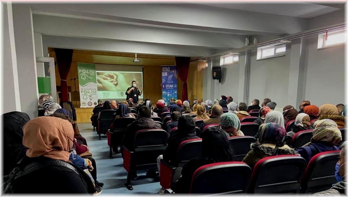 Kars'ta anne ve anne adayları bilgilendirildi