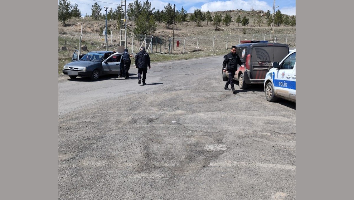 Kars'ta asayiş uygulamaları sürüyor