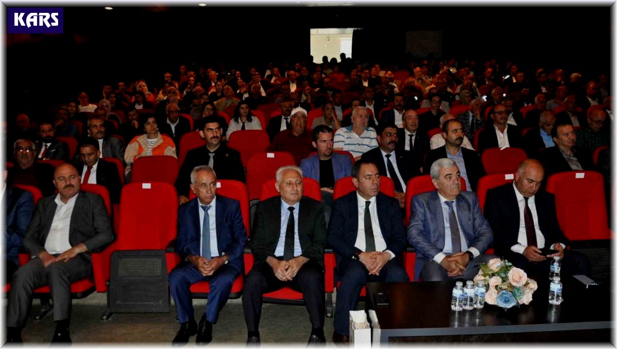 Kars'ta Batı Azerbaycan'a Dönüş Forumu