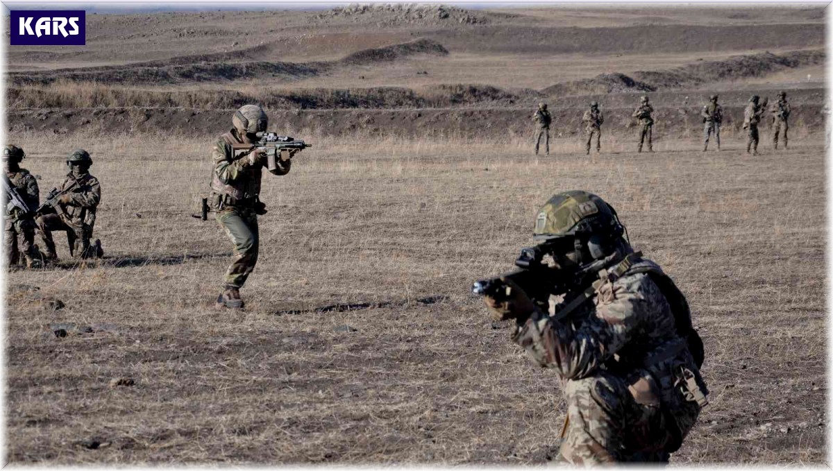 Kars'ta eksi 18 derece soğukta kış tatbikatı