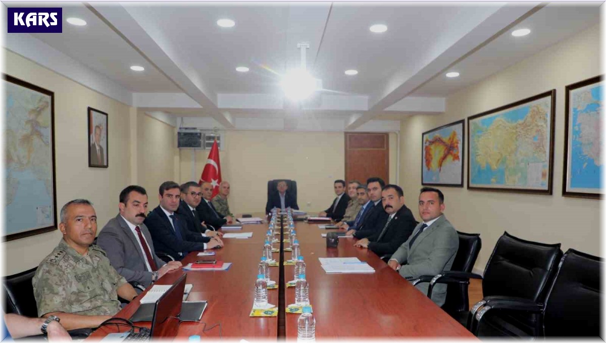 Kars'ta güvenlik ve asayiş toplantısı düzenlendi
