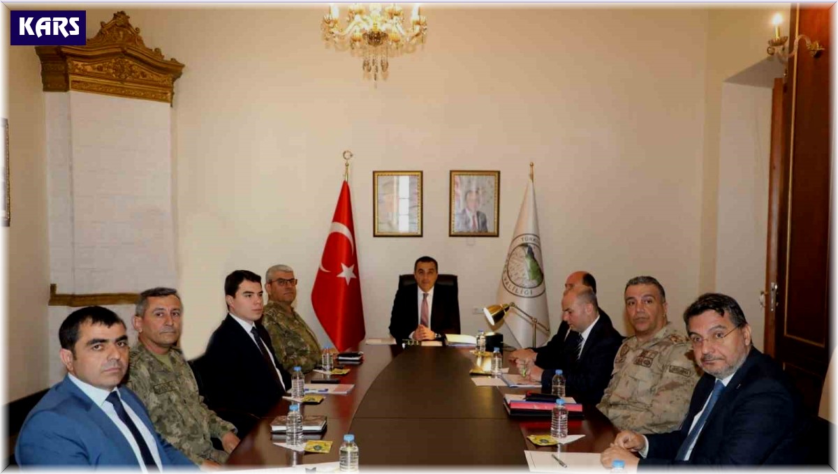Kars'ta güvenlik ve asayiş toplantısı yapıldı