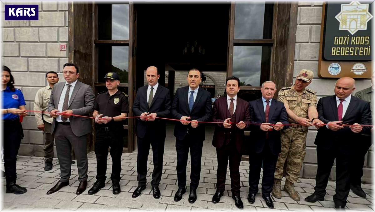 Kars'ta hükümlülerin el emeği göz nuru resimleri sergilendi