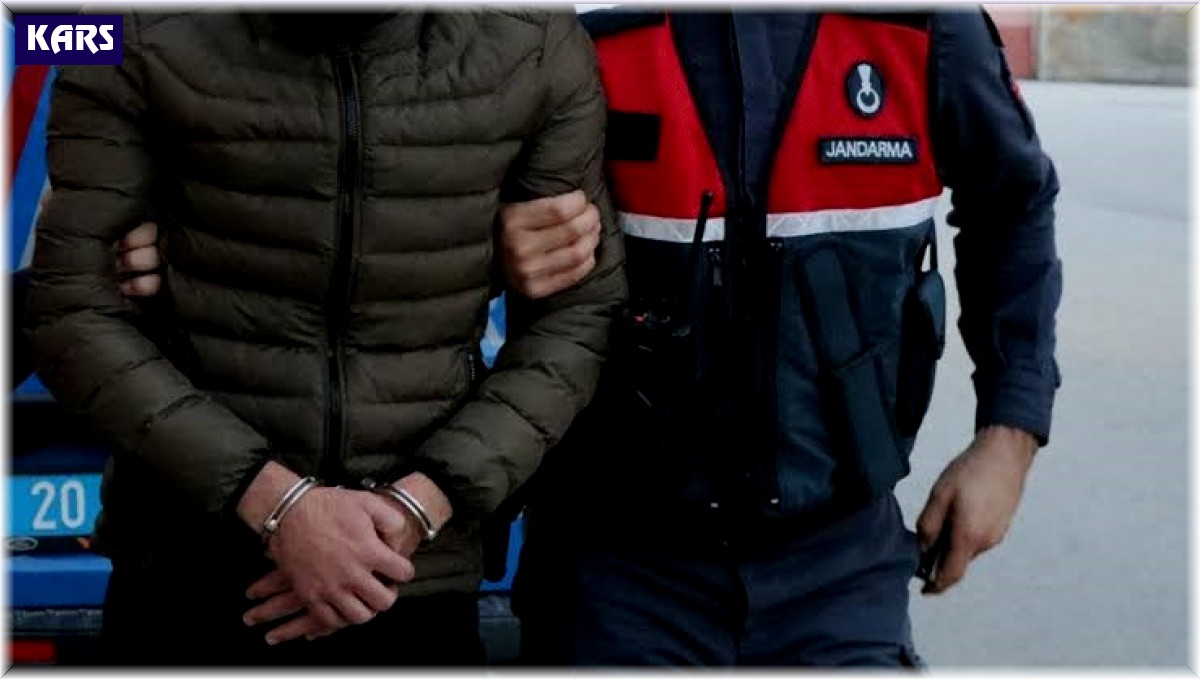 Kars'ta jandarma kırmızı bültenle aranan şahsı yakaladı