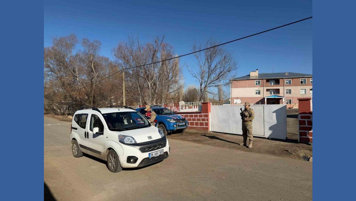 Kars'ta jandarmadan huzurlu okul uygulaması