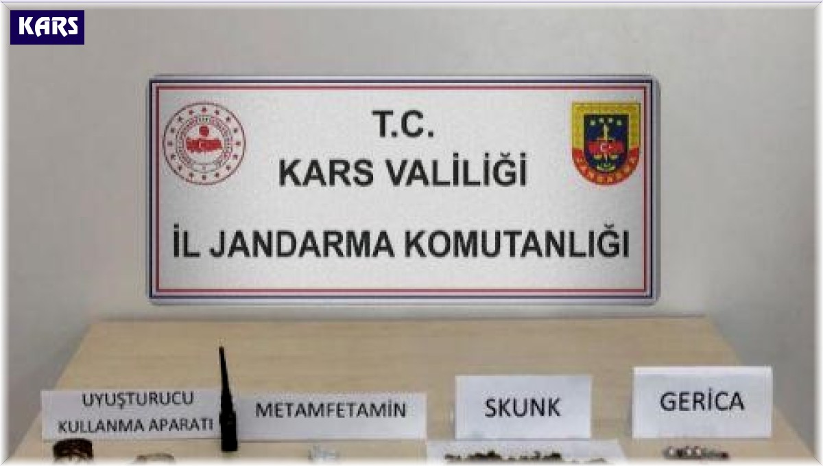 Kars'ta jandarmadan uyuşturucuya geçit yok