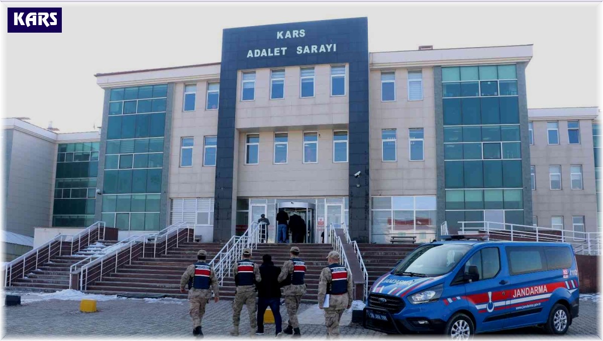 Kars'ta JASAT firari hırsızı yakaladı