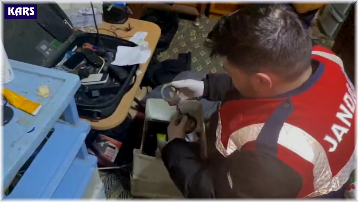 Kars'ta JASAT hayvan hırsızlığı çetesini çökertti