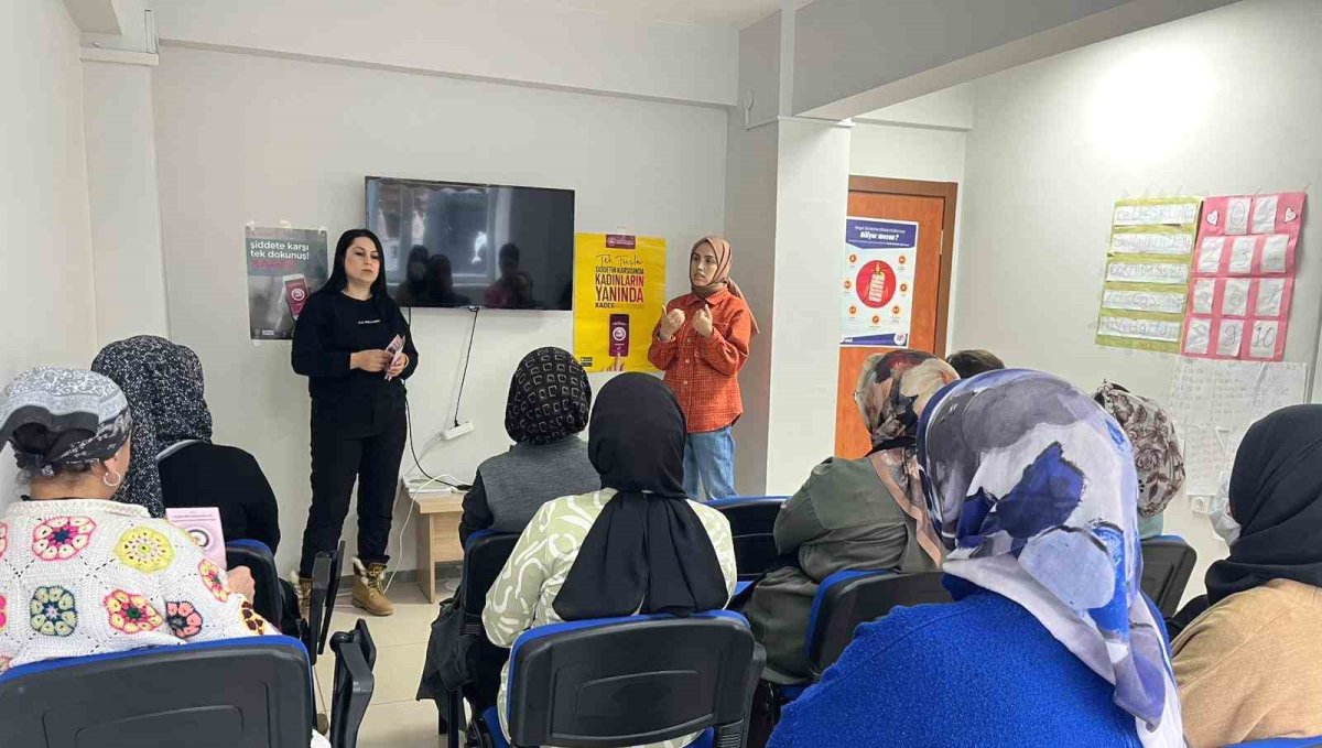 Kars'ta kadına yönelik şiddetle mücadele için bilgilendirme çalışması