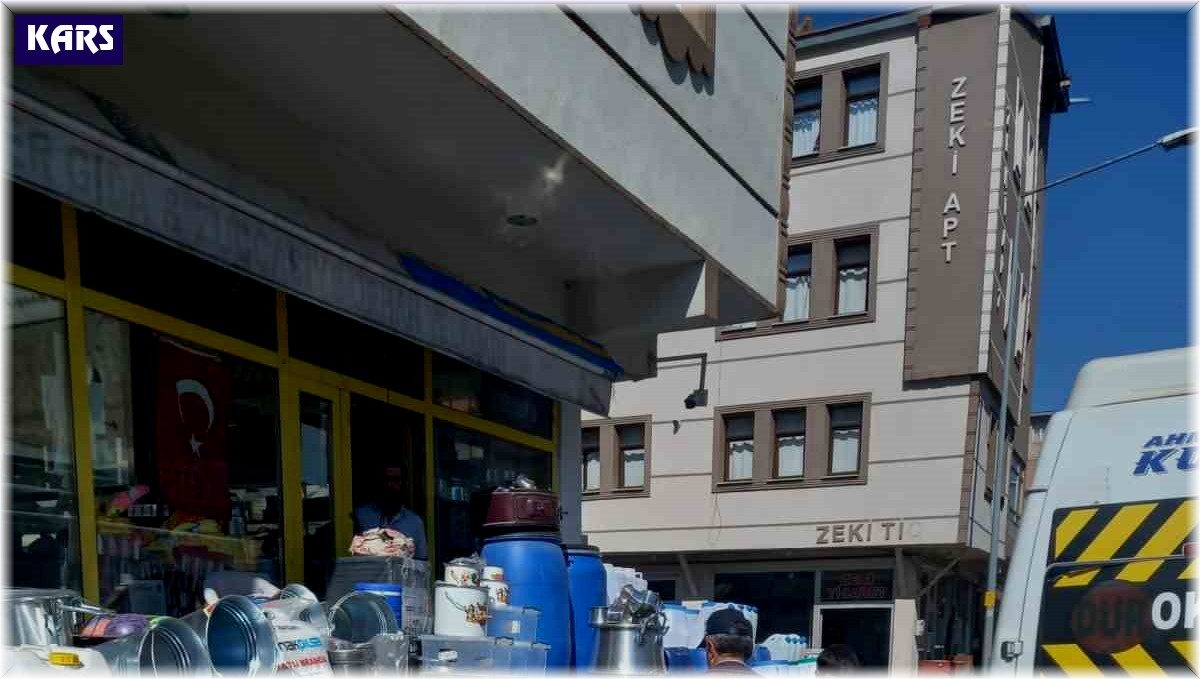 Kars'ta kaldırım işgallerine çözüm bulunmuyor