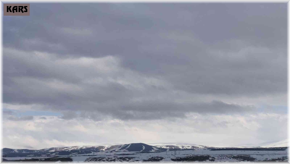 Kars'ta karlar erimeye başladı