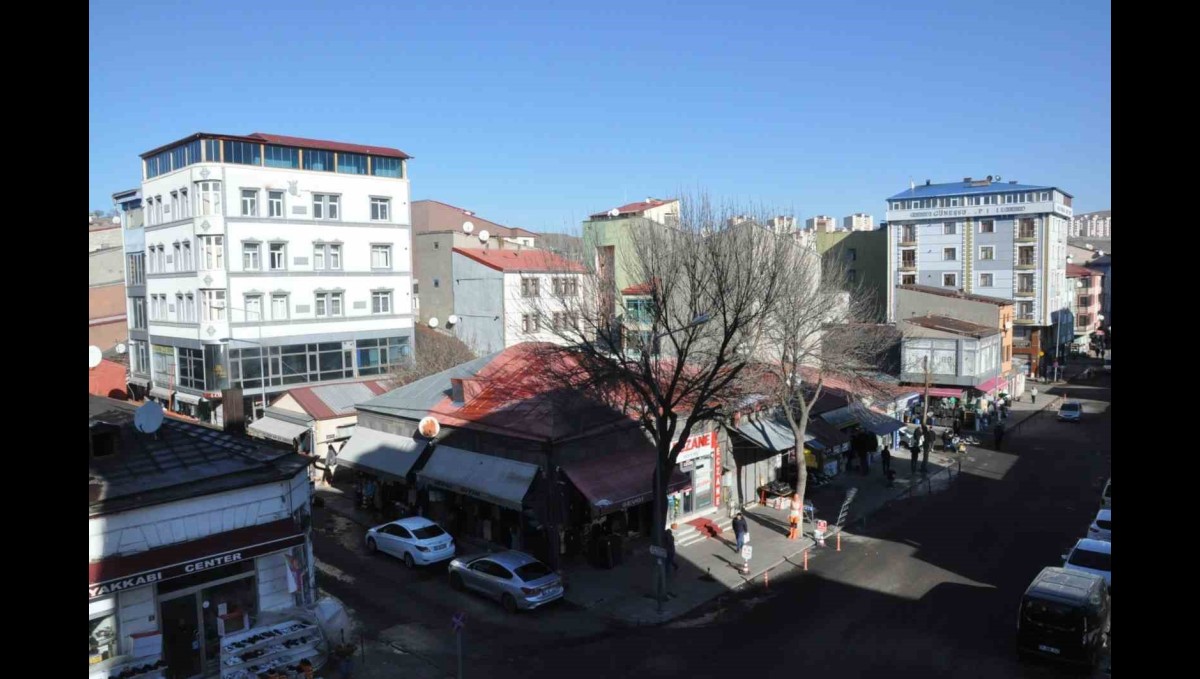 Kars'ta kiralar el yakıyor